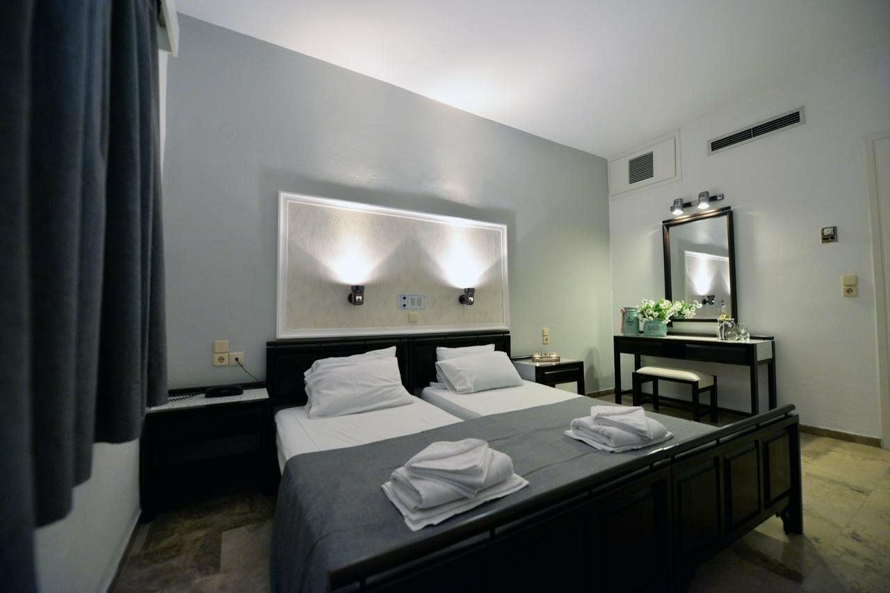 Hotel Anna Apartments Kokkini Hani Bagian luar foto